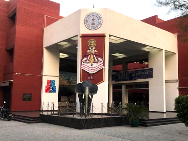 Kerala Sr. Secondary School, Vikaspuri